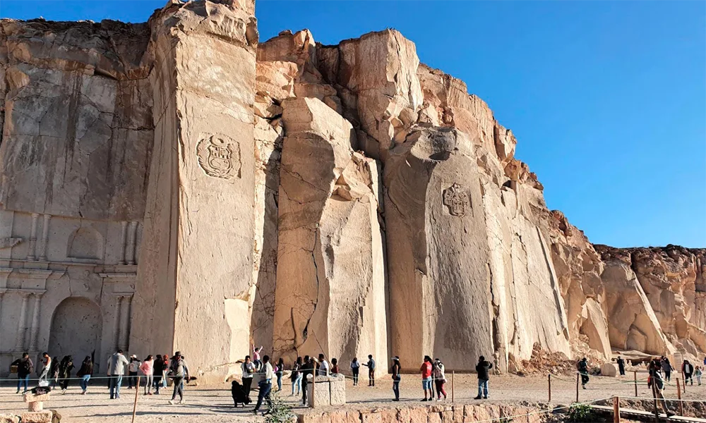 Entre Cañones y Canteras | Tour Ruta del Sillar + Culebrillas Arequipa