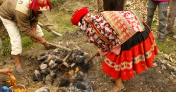 Tour Entre Humo y Tradición | Pachamanca en Comunidad Umasbamba