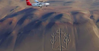 Vuelo Nazca + Aventura en Huacachina | Tour de 1 Día