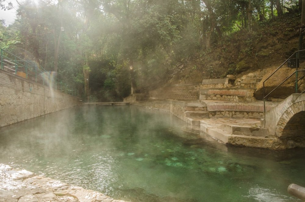 baños termales san mateo