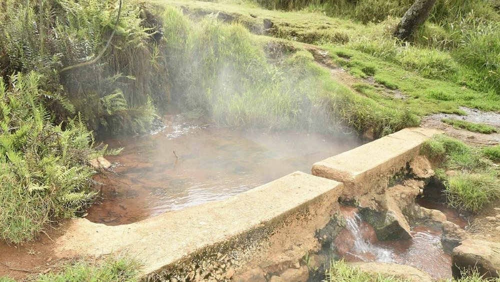 baños termales de cachicadan