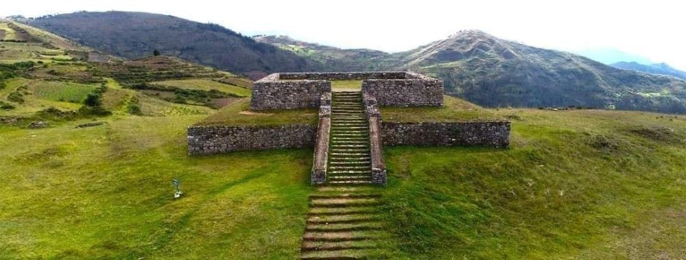 complejo arqueologico de curamba