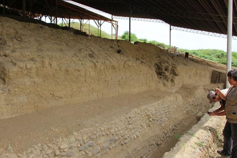 zona arqueologica monumental de cabeza de la vaca