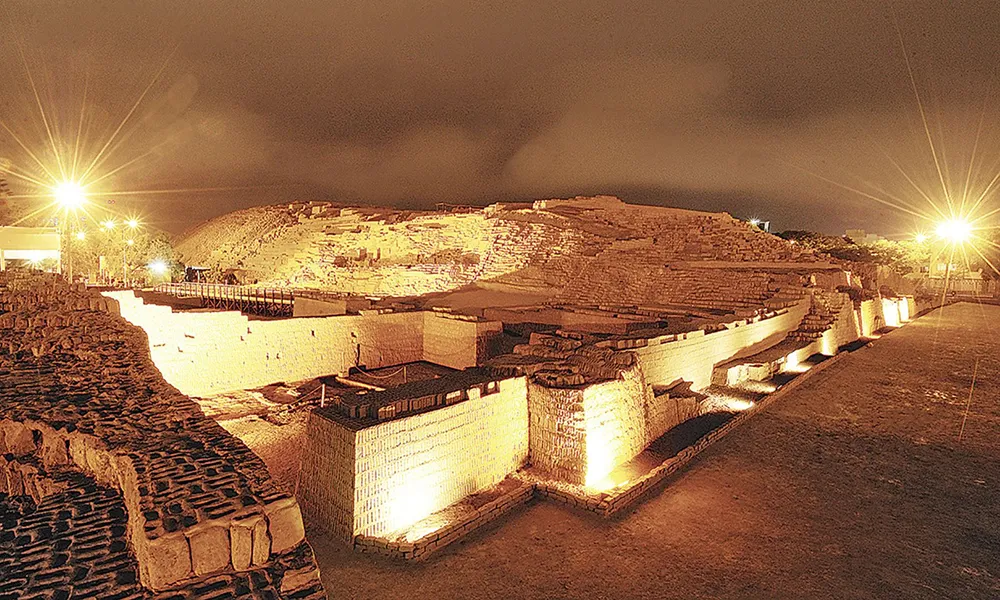 Huaca Pucllana: horarios, restaurante y visitas nocturnas en Lima