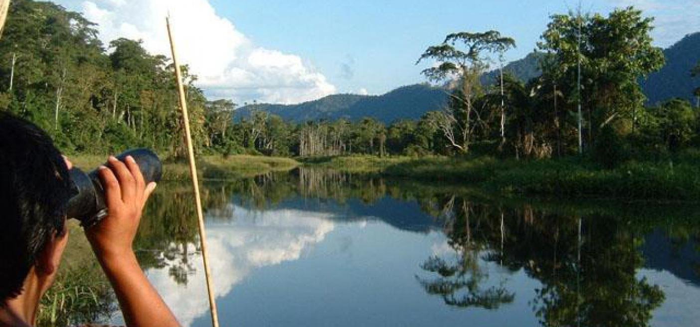 Lago Valencia Madre de Dios