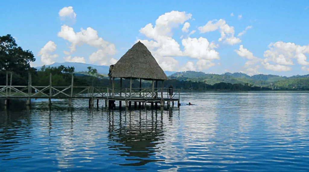 Laguna Azul de Tarapoto
