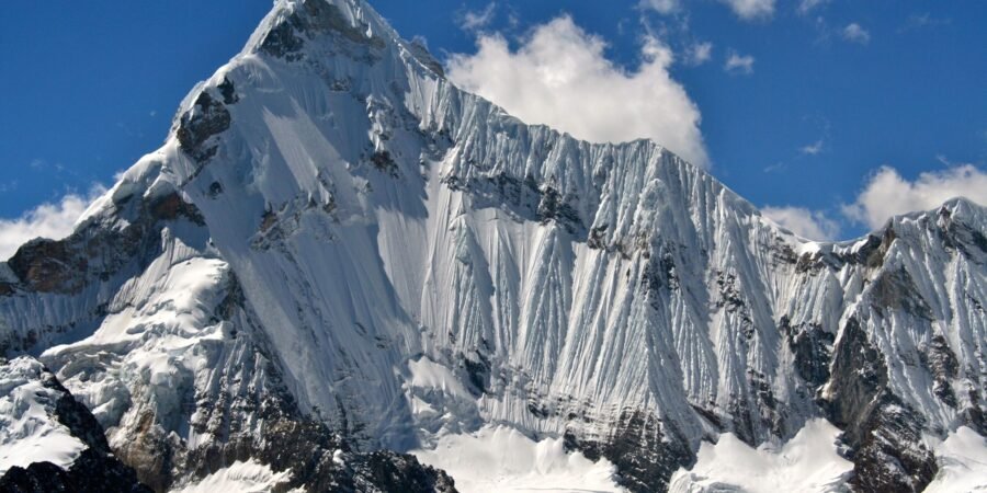 Nevado Huantsán