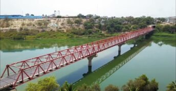Sullana y el Puente Viejo